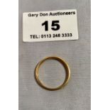 22k gold ring, w: 2.35 grams, size O