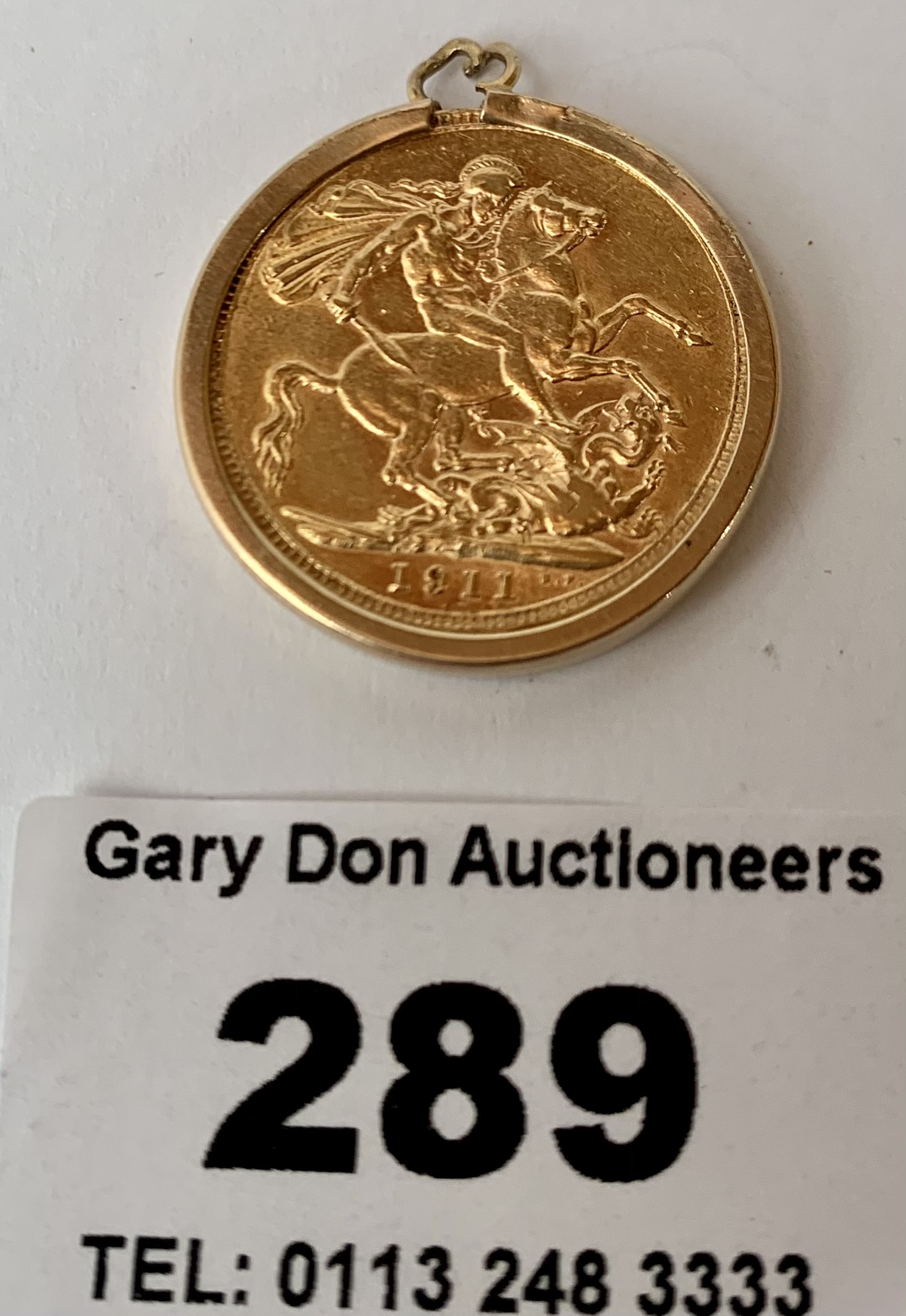 1911 full sovereign in 9k gold holder, 9.24 grams - Image 2 of 2