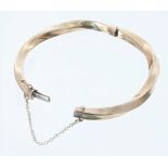 (ref. 9453) 9ct Twist bangle (14.3gm)