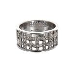 9ct white gold pierced diamond set band ring, 10.5mm, 6.7gm, ring size P