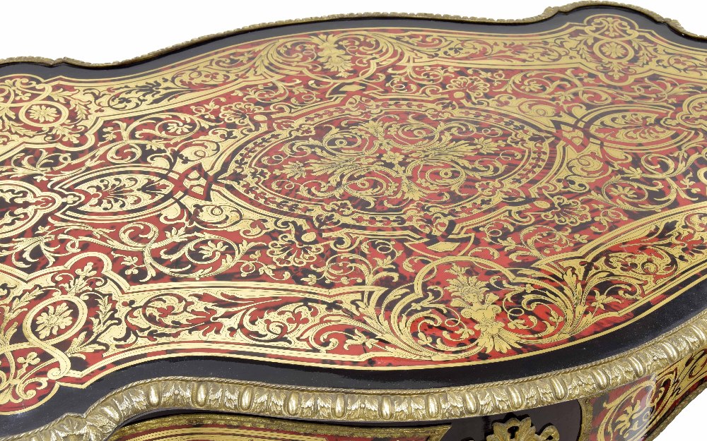 Fine French Louis XV style Boulle work centre table, the serpentine top with a cast gilt metal - Image 4 of 6