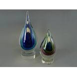 Large art glass 'teardrop' sculpture, 12" high; together with a similar sculpture, 8" high (2)