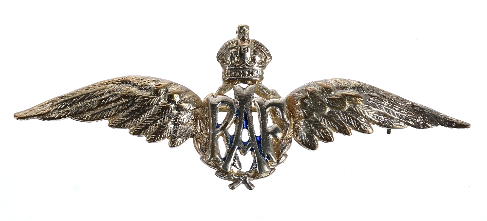 RAF 9ct winged brooch, 4gm, 57mm