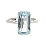 Modern 18ct white gold aquamarine solitaire ring, emerald-cut 4.70ct approx, 14mm x 8mm, 4.9gm, ring