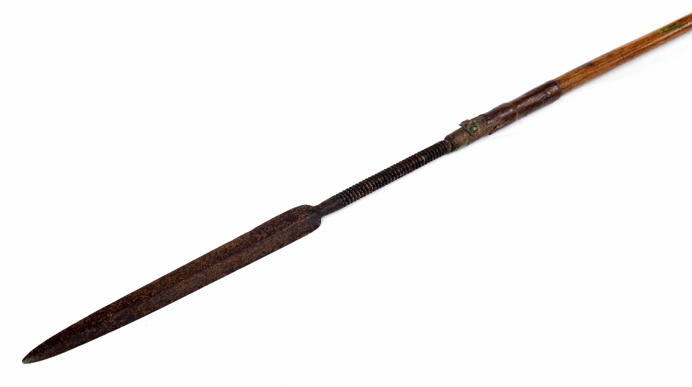 Late 19th century South African Zulu spear, the 13" long slender double edge tip with threaded screw - Image 2 of 6