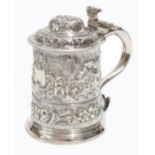 George II silver tankard with cover, gilded interior, maker 'H B' (possibly Henry Brind), London