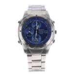 Seiko chronograph stainless steel gentleman's bracelet watch, ref. 7T32-6M00, serial. no. 142847,