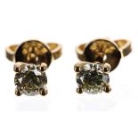 Pair 18ct yellow gold four claw solitaire diamond studs, 0.51ct, clarity SI ,colour L-M, 4mm; with