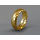 22ct wedding band, width 5mm, ring size F/G, 6.3gm