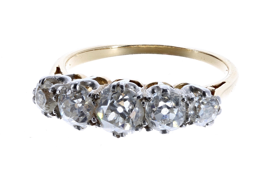 Good quality five stone old-cut diamond ring, in yellow gold with a white metal claw setting, 1.50ct