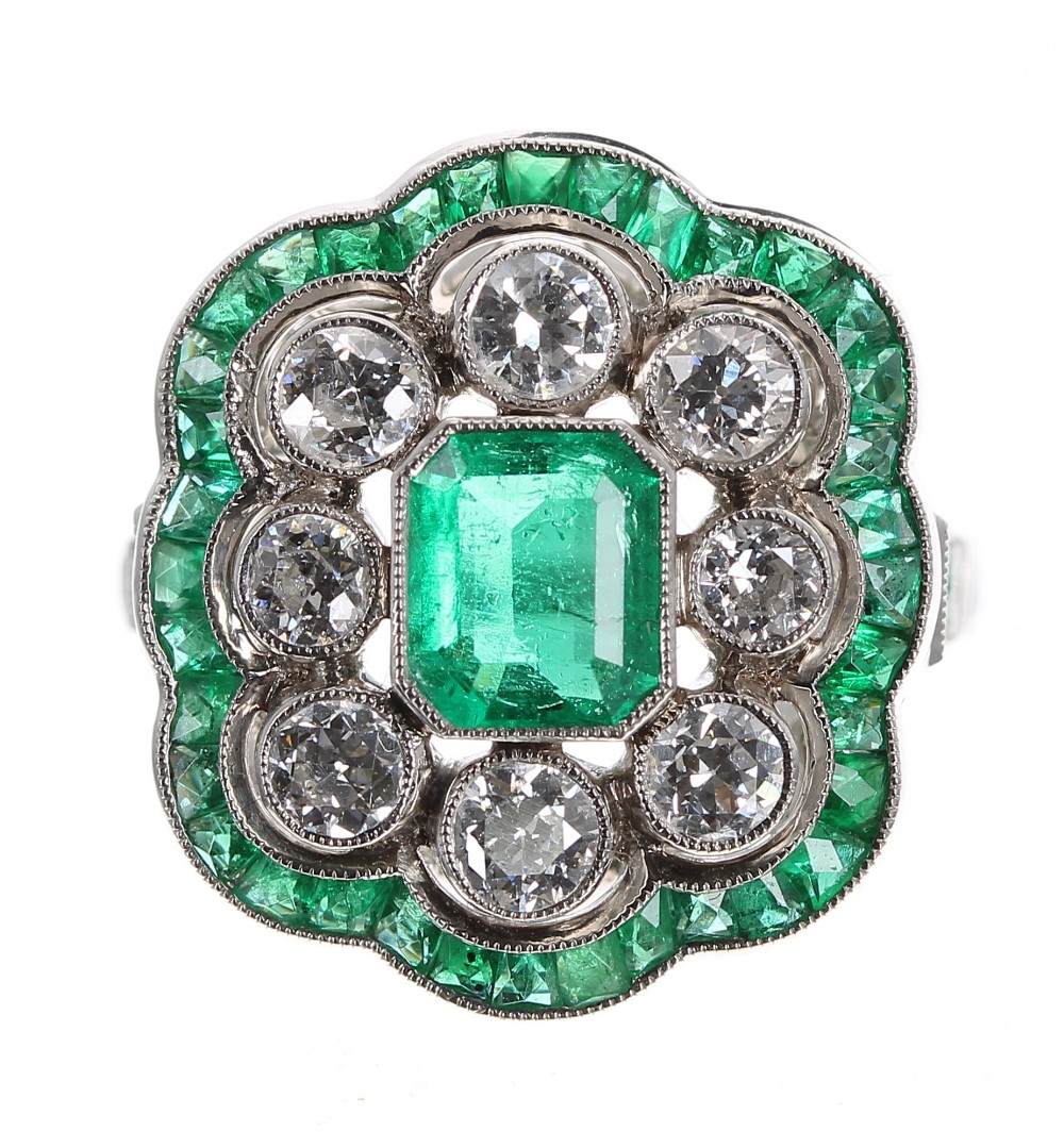 Fine quality large platinum emerald and old-cut diamond lobed cluster cocktail ring, emerald - Image 2 of 2