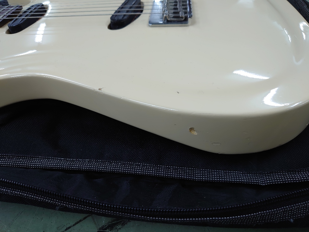 1990s Godin Artisan TC electric guitar, made in Canada; Finish: ivory, many blemishes and dings; - Image 3 of 10