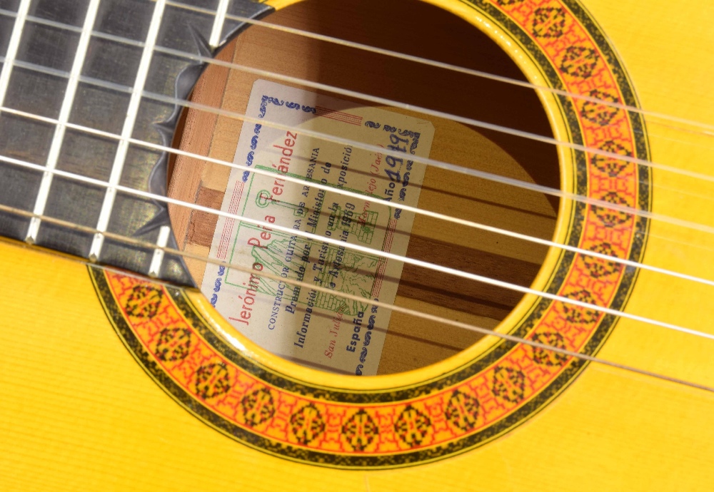 Spanish Flamenco guitar, by Jerónimo Peña Fernández, Marmolejo, Spain, 1979, the two piece back - Image 3 of 3