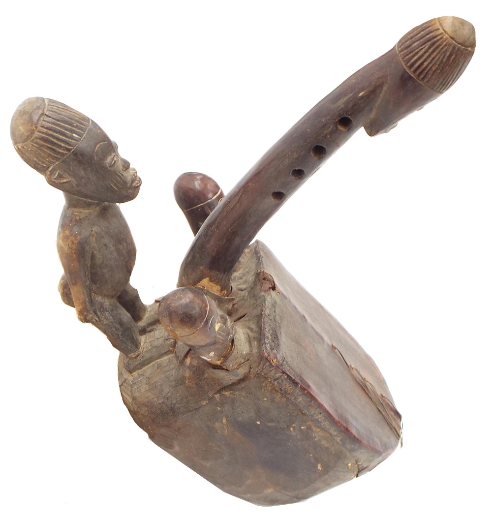 Interesting early 20th century African phallic tribal bow harp, with hide soundboard upon a carved - Image 2 of 2