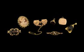 A Good Collection of Antique Period and Mid 20thC 9ct Gold Jewellery. 7 pieces in total.