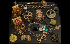 Ladies Collection of 20thC Stone Set Costume Jewellery - good assorted lot. Some 9ct gold pieces.