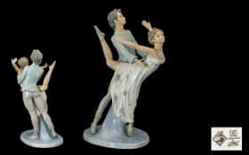 Nao by Lladro Handpainted Porcelain figure titled 'Danza' ballet dancing couple. Issued 1982.