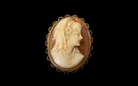 9ct Gold Ornate Open-work Mounted and Shaped Shell Cameo Brooch,