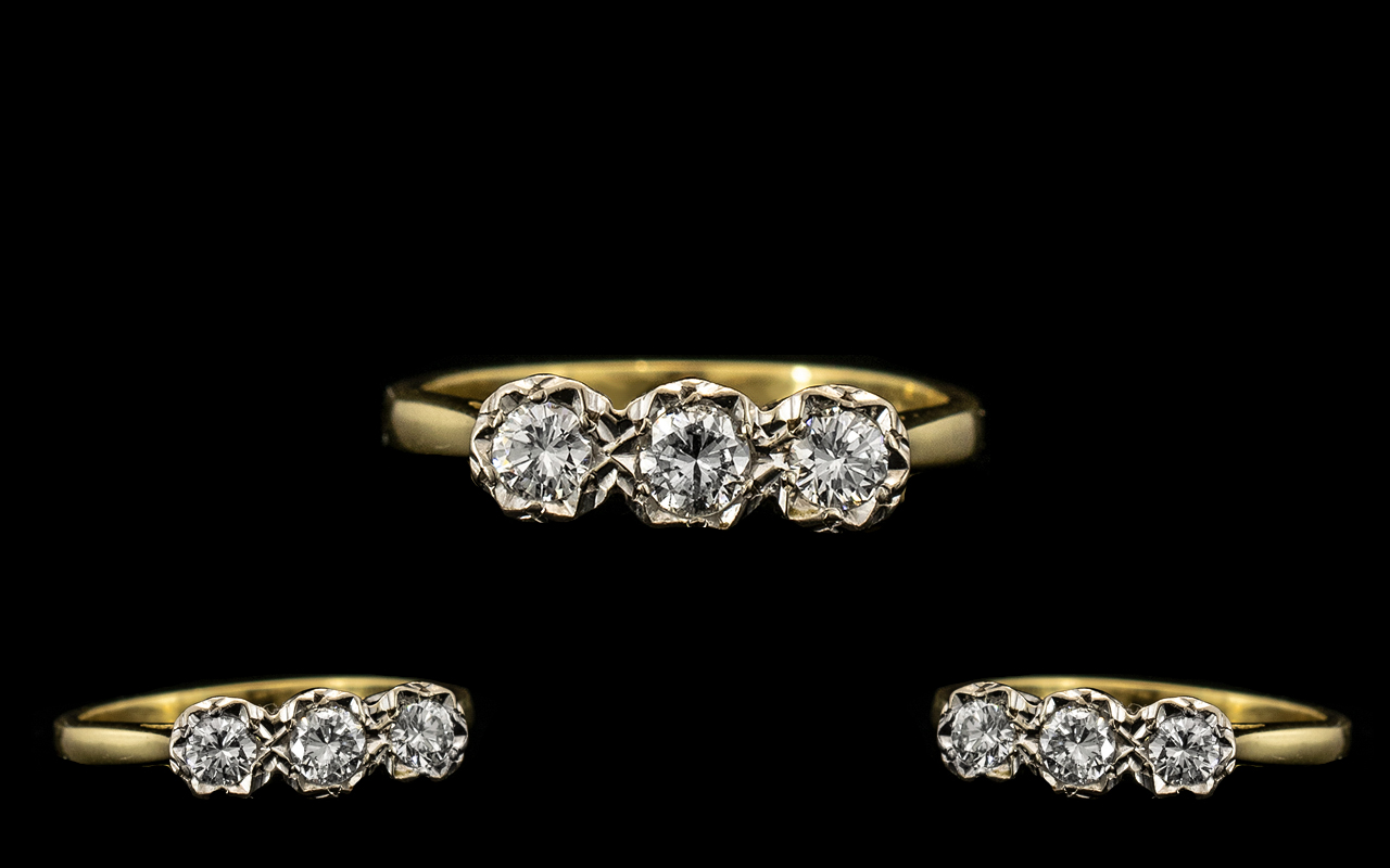 Ladies - Top Quality 18ct Gold Attractive 3 Stone Diamond Ring, Marked 18ct to Interior of Shank.