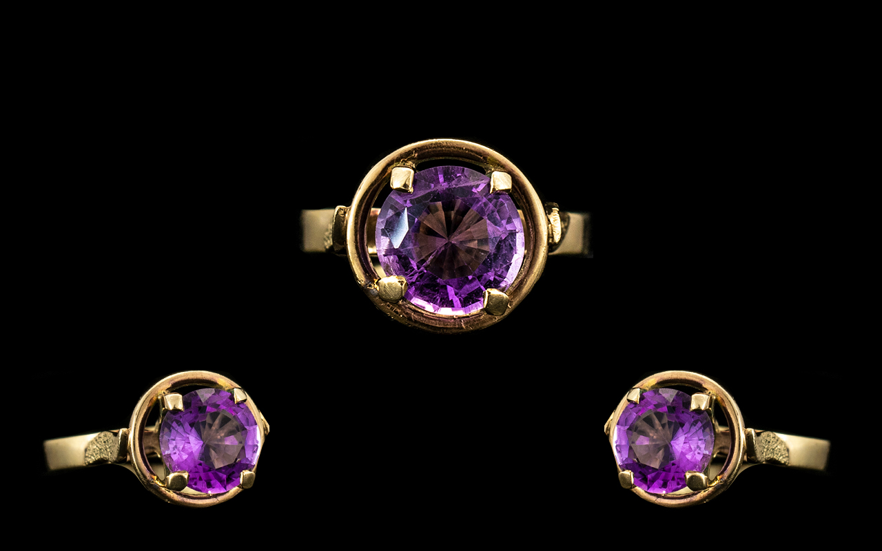 9ct Gold Attractive and Nice Quality Single Stone Amethyst Set Ring - the faceted amethyst of purple