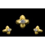 Contemporary Designed 18ct Gold - Attractive Single Stone Diamond Set Ring - Rubover Setting,