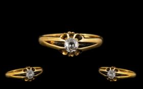 An 18ct Gold Antique Diamond Ring single stone diamond, claw set, est diamond .30cts P2.