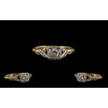 18ct Gold Attractive Single Stone Dress Ring marked 18ct.