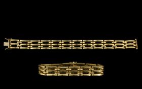 9ct Gold Attractive and Nice Quality Bracelet. c.1980's. Marked 9.375.