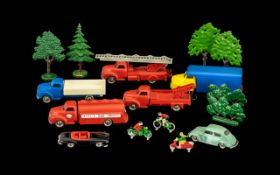 Lego 1955-70 Town Plan HO Scale (1:87) Collection Of Metal Wheel Trucks,