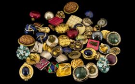 Collection of Costume Jewellery.