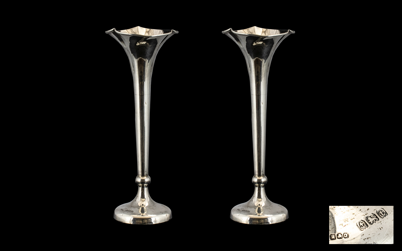 Art Nouveau Nice Quality Pair of Elegant