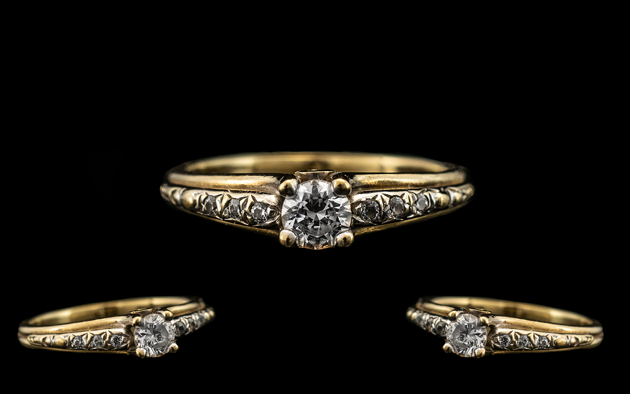 9ct Gold Dress Ring with Center Stone, F
