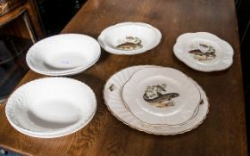 Shelley Ware Five Piece Fish Set comprising 4 x 9" plates, oval baker,