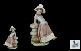 Lladro Fine Quality Figurine ' A Steppin Time ' Model Num 5158. Designer Jose Roig.