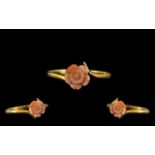 9ct Gold Coral Flower Set Ring. Ring Size - S.