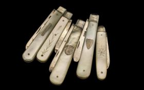 Collection of Silver Fruit Knives. Late Victorian, early 20th Century silver fruit knives, all