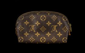 Louis Vuitton Ladies Make-up Bag, The Inside of the Bag Is in a very Worn Condition. 8 Inches In
