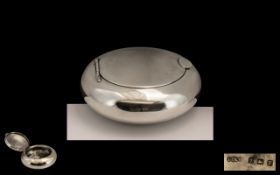 George V Excellent Quality Solid Silver Circular Hinged Lidded Snuff Box of Plain Form.