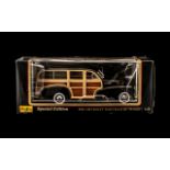 Maisto Special Edition 1948 Chevrolet 'Fleetmaster' Woody. 1:18. In original box.