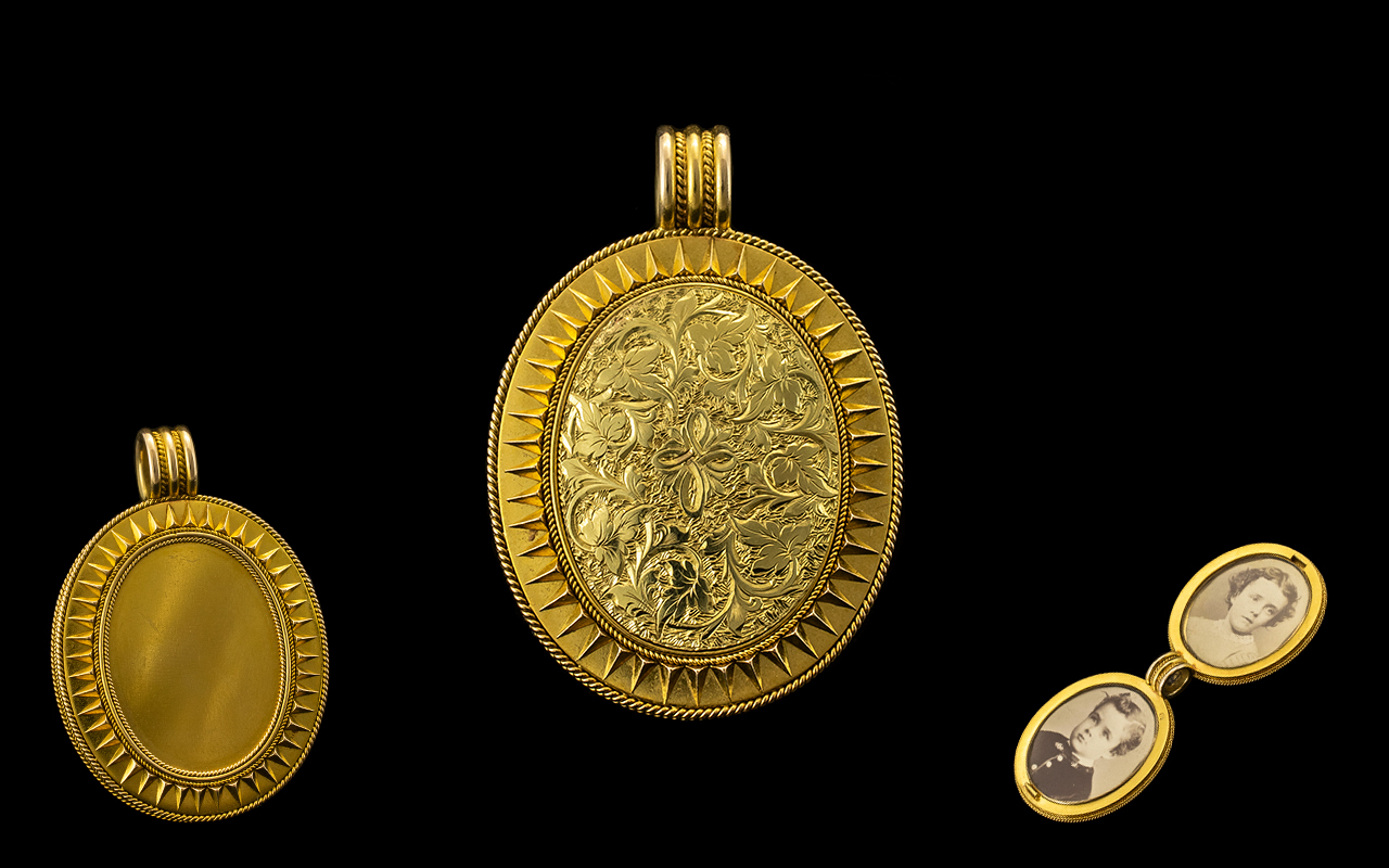 Italian Mid 19th Century Etruscan Revival 18ct Gold Double Locket / Pendant of Oval Form,