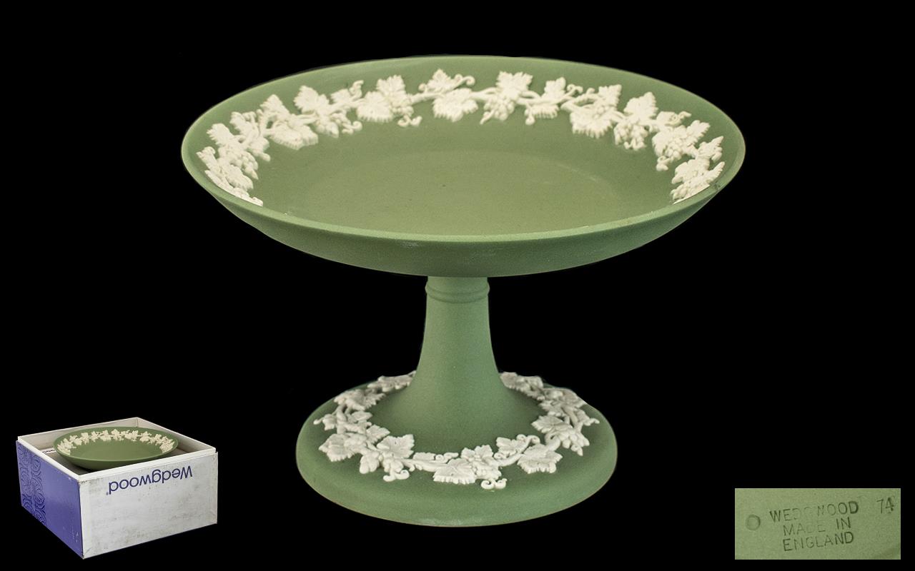 Wedgwood Green Jasper Cake Stand. With original boxes.