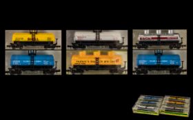 Model Power N Scale Freight Cars Oil Tankers 6 in Total, All in Mint Never Out of Box Condition,