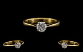 18ct White Gold Attractive Single Stone Diamond Ring.