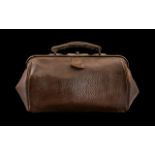 Victorian Leather Doctors Gladstone Bag. Length 16 Inches & Height 8 Inches. Please See Image.