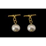 Pair of Pearl Cufflinks. In Good Condition - Please See Photo to Confirm.