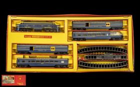 Tri-Ang Electric 00 Gauge Model Railways RS 14 Train Set with blue Trans-Continental diesel