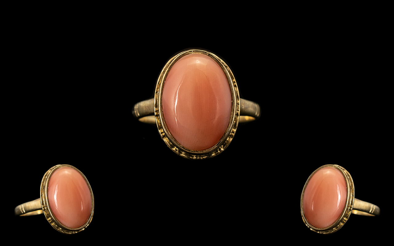 9ct Gold Attractive Single Stone Pink Coral Set Dress Ring. - Image 2 of 2