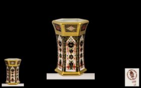 Royal Crown Derby Handpainted Old Imari Pattern 22ct Solid Gold Banded Vase. Pattern No. 1128.