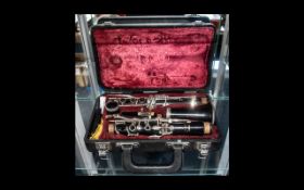 Yamaha Clarinet in Hard Shell Case. Please see photographs.