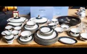 56 Piece Royal Doulton Carlyle Pattern H.5018 Dinner Service, comprising 8 dinner plates 10.